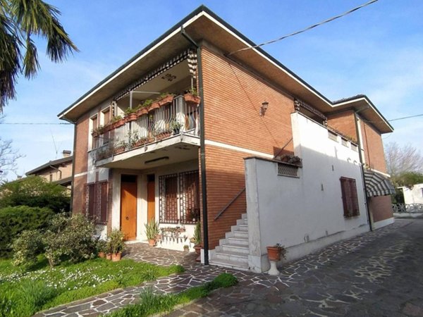 casa indipendente in vendita a Ferrara in zona Francolino