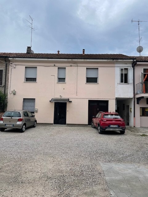 casa indipendente in vendita a Ferrara in zona San Martino