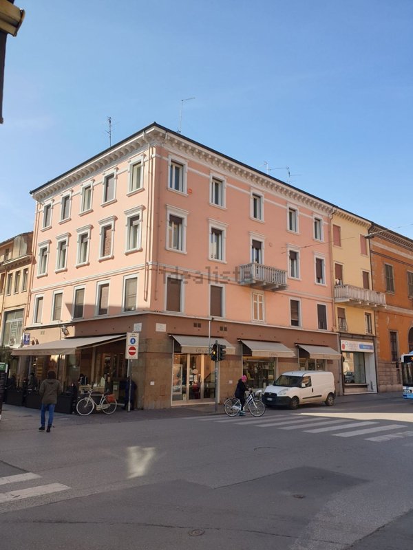 appartamento in vendita a Ferrara in zona Centro Storico