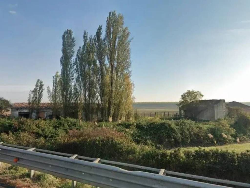 casa indipendente in vendita a Ferrara in zona Casaglia