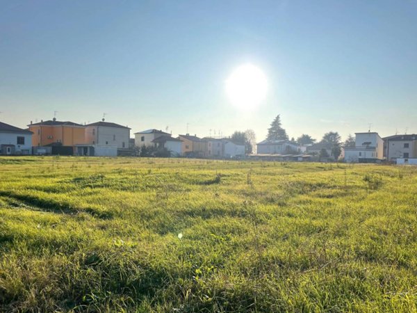 terreno agricolo in vendita a Ferrara in zona San Martino