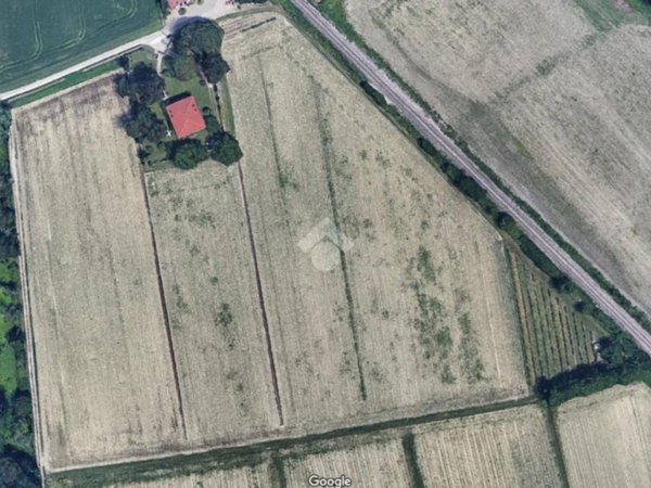 terreno agricolo in vendita a Ferrara in zona Gorgo
