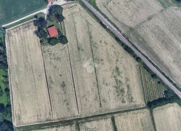 terreno agricolo in vendita a Ferrara in zona Aguscello