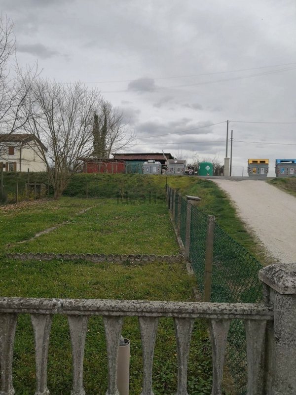 casa semindipendente in vendita a Ferrara in zona Viconovo
