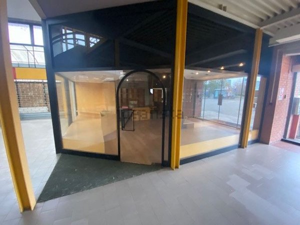 casa indipendente in vendita a Ferrara