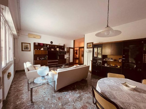 casa indipendente in vendita a Ferrara in zona Centro Storico