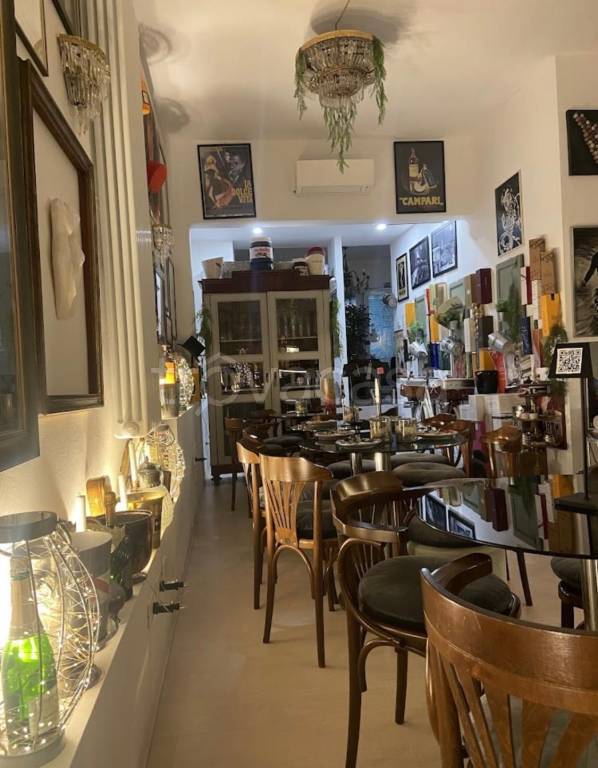 negozio in vendita a Ferrara in zona Centro Storico