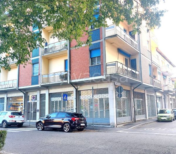 negozio in vendita a Ferrara