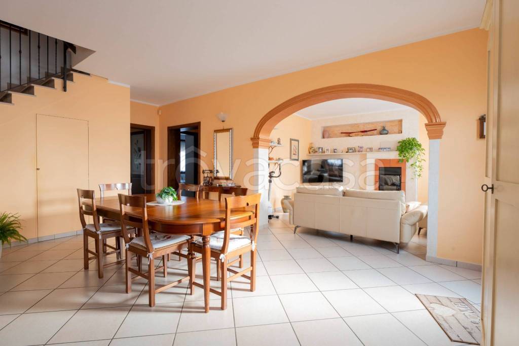 casa indipendente in vendita a Ferrara in zona Pontelagoscuro