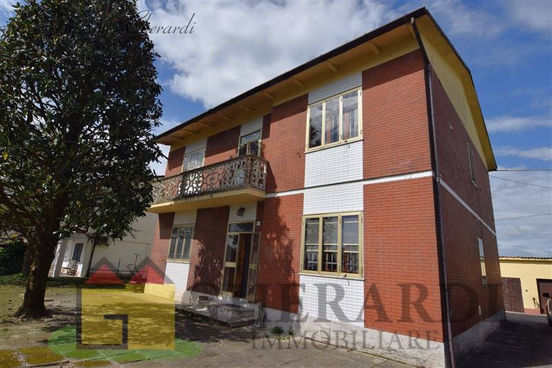casa indipendente in vendita a Ferrara in zona Codrea