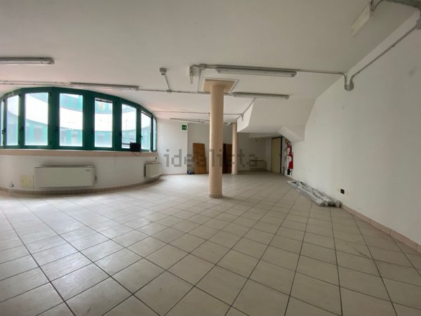 appartamento in vendita a Ferrara in zona Centro Storico