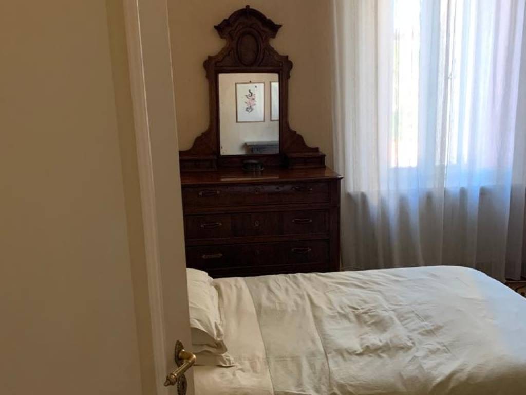 casa indipendente in vendita a Ferrara in zona Centro Storico