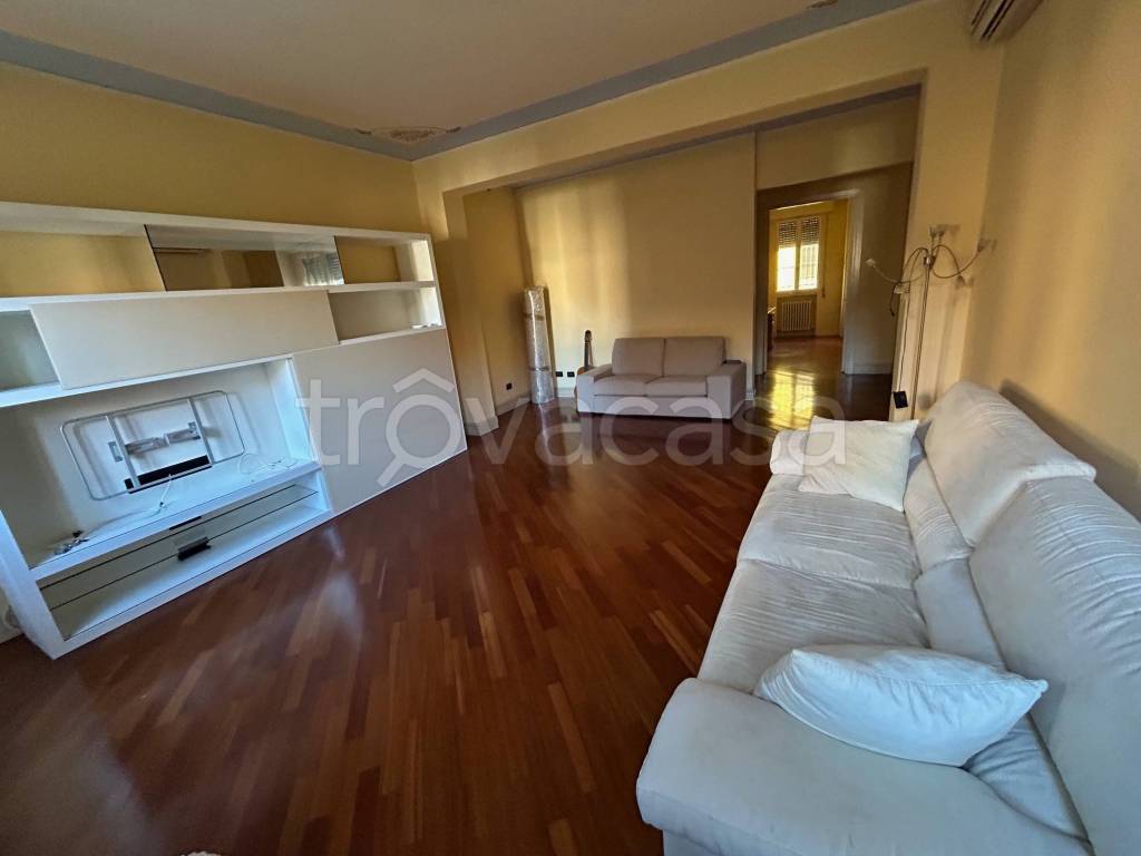 appartamento in vendita a Ferrara in zona Centro Storico