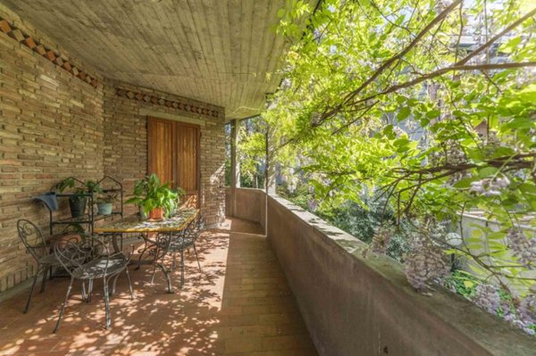 casa indipendente in vendita a Ferrara in zona Centro Storico