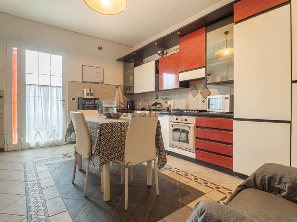 casa indipendente in vendita a Ferrara in zona Villanova