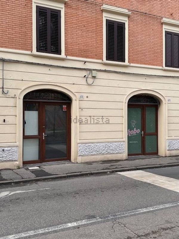 negozio in vendita a Ferrara in zona Centro Storico