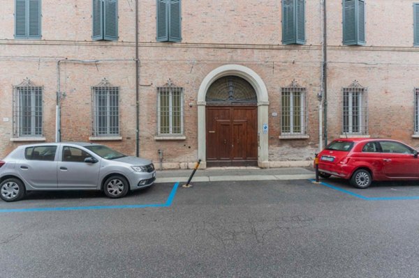 appartamento in vendita a Ferrara in zona Centro Storico