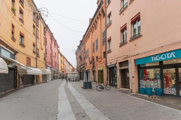 appartamento in vendita a Ferrara in zona Centro Storico
