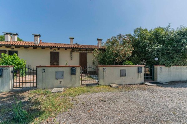 appartamento in vendita a Ferrara in zona Casaglia