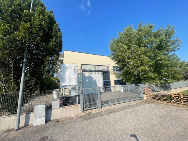 locale di sgombero in vendita a Ferrara