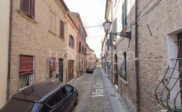 ufficio in vendita a Ferrara in zona Centro Storico