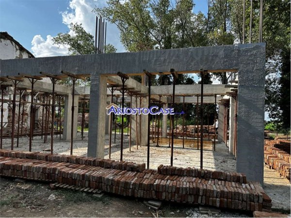 casa indipendente in vendita a Ferrara in zona San Bartolomeo in Bosco