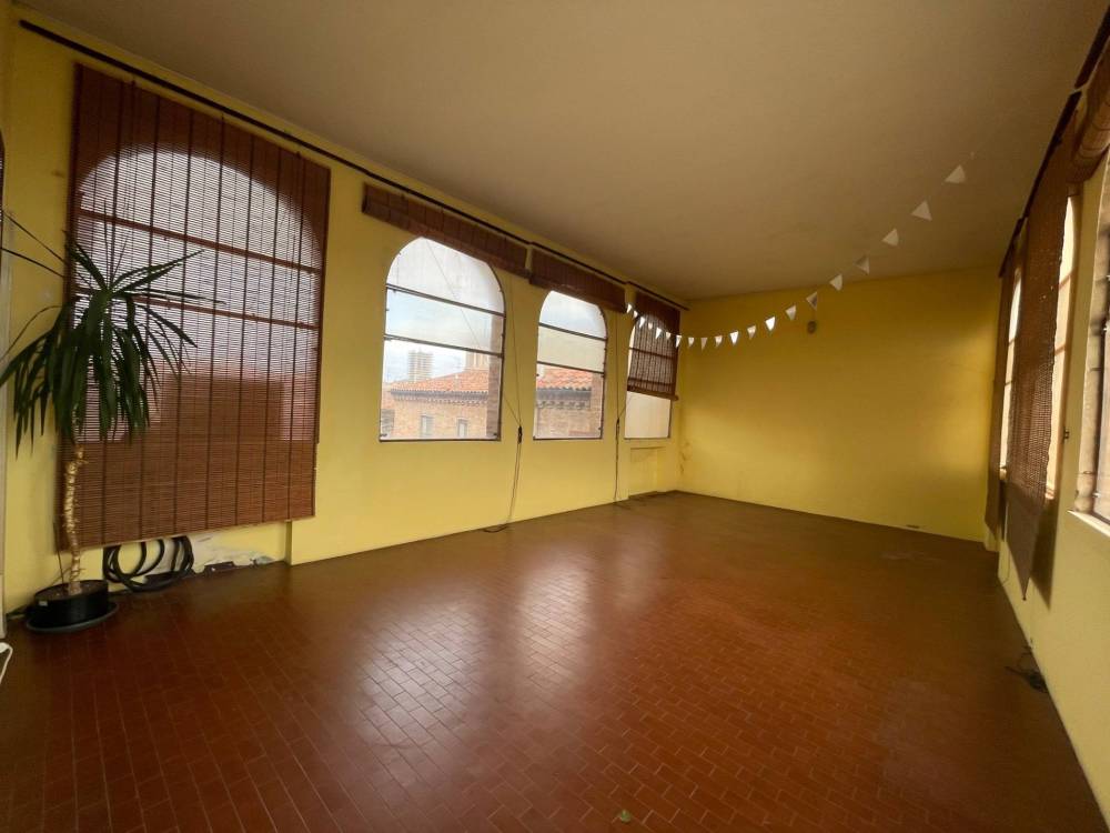 appartamento in vendita a Ferrara in zona Centro Storico