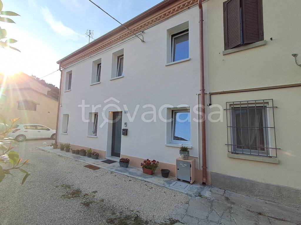casa indipendente in vendita a Ferrara in zona Pontegradella
