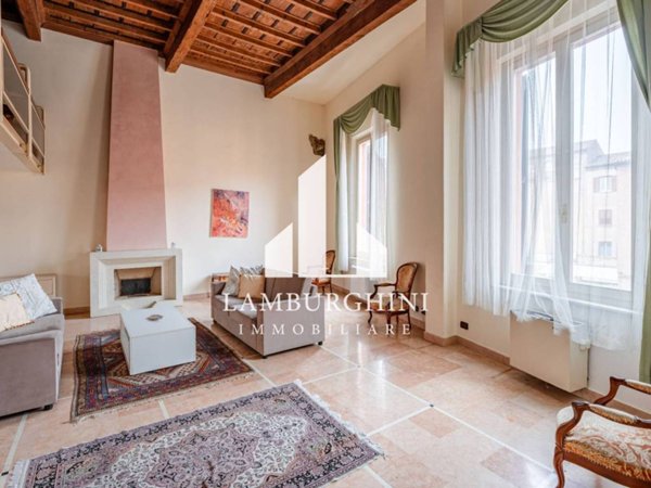 appartamento in vendita a Ferrara in zona Centro Storico