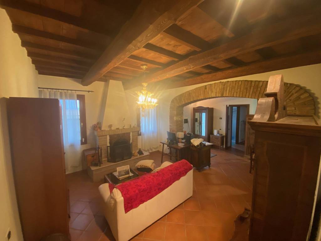 casa indipendente in vendita a Ferrara in zona Centro Storico