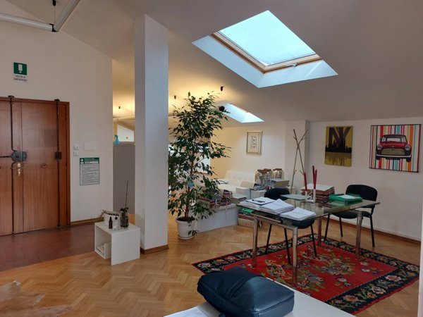 appartamento in vendita a Ferrara in zona Centro Storico