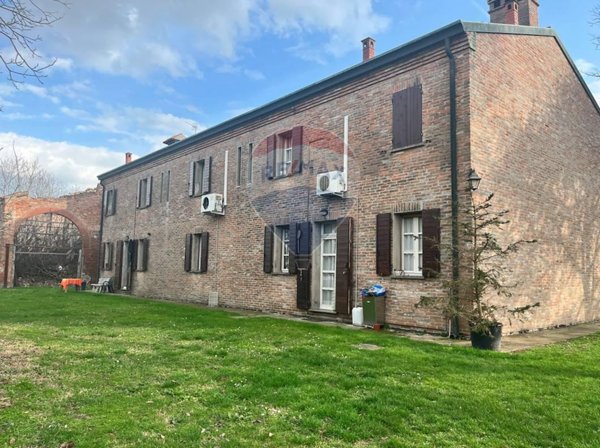casa indipendente in vendita a Ferrara in zona Pontelagoscuro