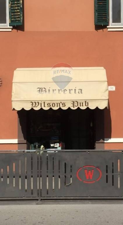 negozio in vendita a Ferrara in zona Centro Storico
