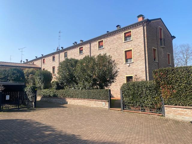 appartamento in vendita a Ferrara in zona Centro Storico