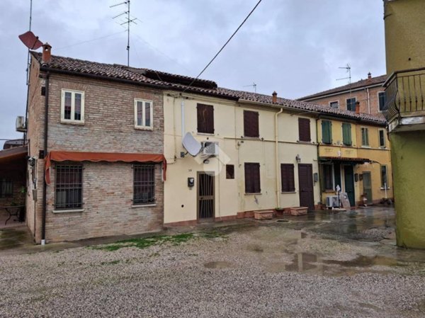 casa indipendente in vendita a Ferrara in zona Pontegradella