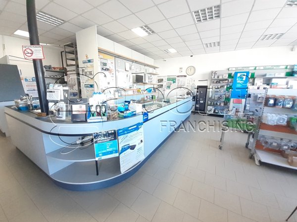 locale di sgombero in vendita a Ferrara