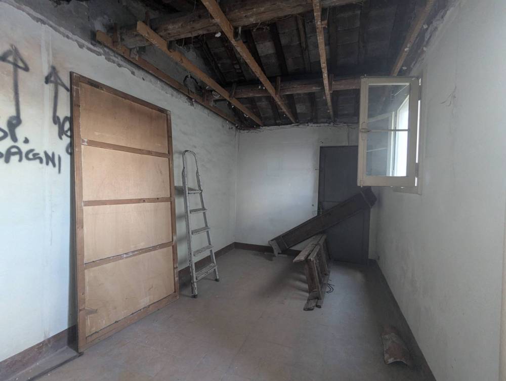 casa indipendente in vendita a Ferrara in zona Centro Storico