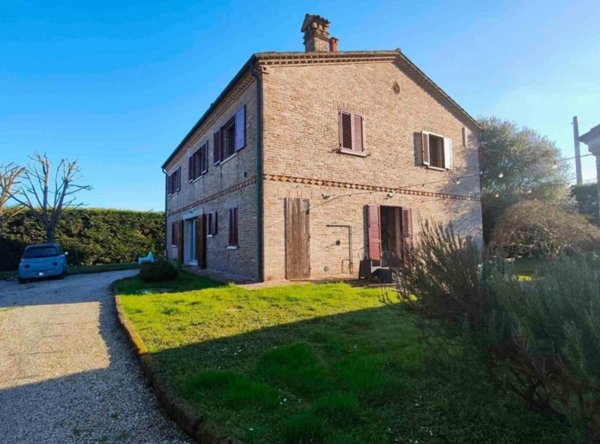 casa indipendente in vendita a Ferrara in zona Chiesuol del Fosso