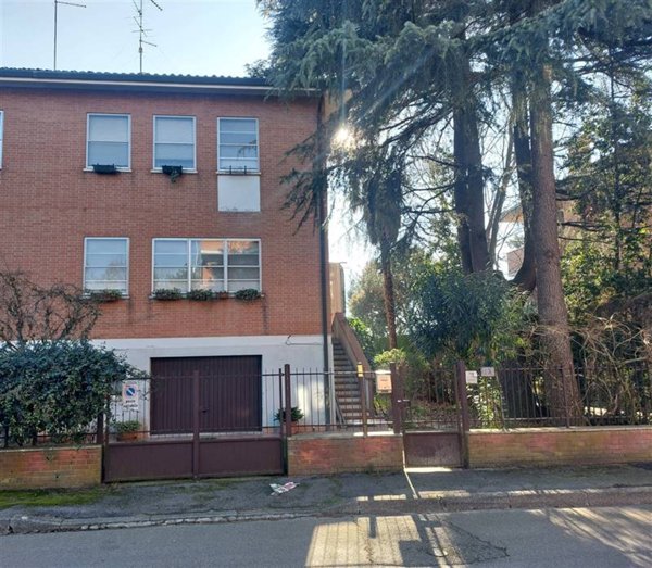 casa indipendente in vendita a Ferrara