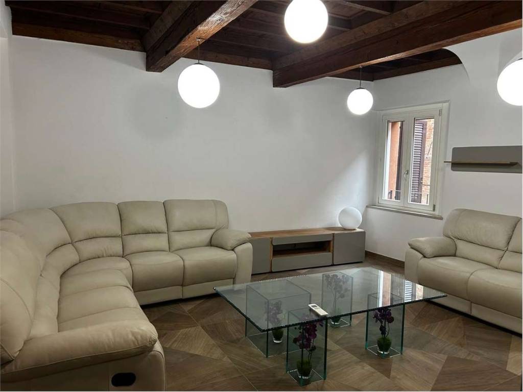 appartamento in vendita a Ferrara in zona Centro Storico