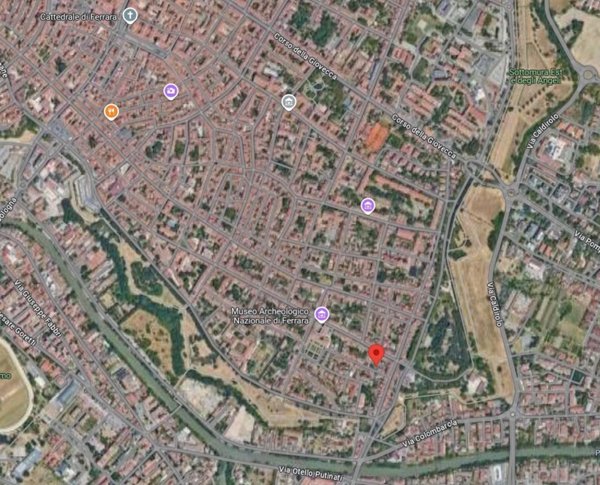 appartamento in vendita a Ferrara in zona Centro Storico