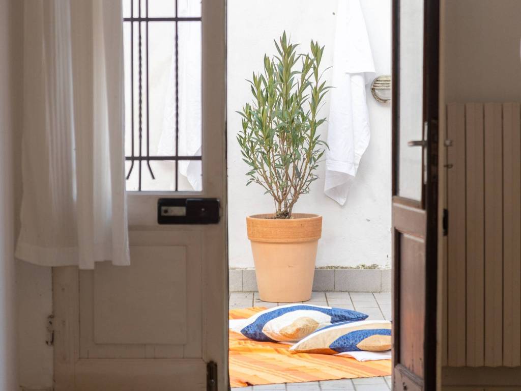casa indipendente in vendita a Ferrara in zona Centro Storico