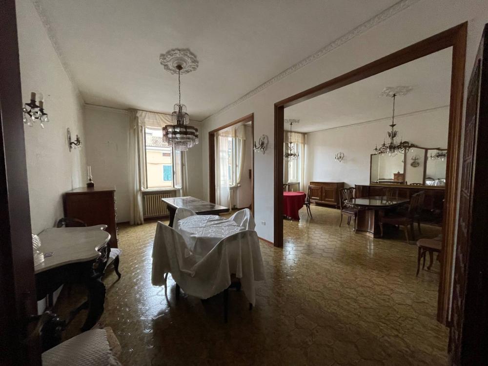 appartamento in vendita a Ferrara in zona Centro Storico