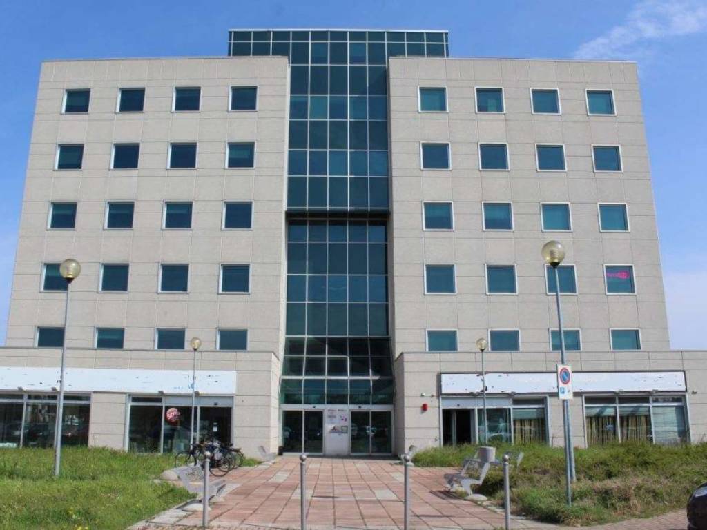 ufficio in vendita a Ferrara in zona Centro Storico
