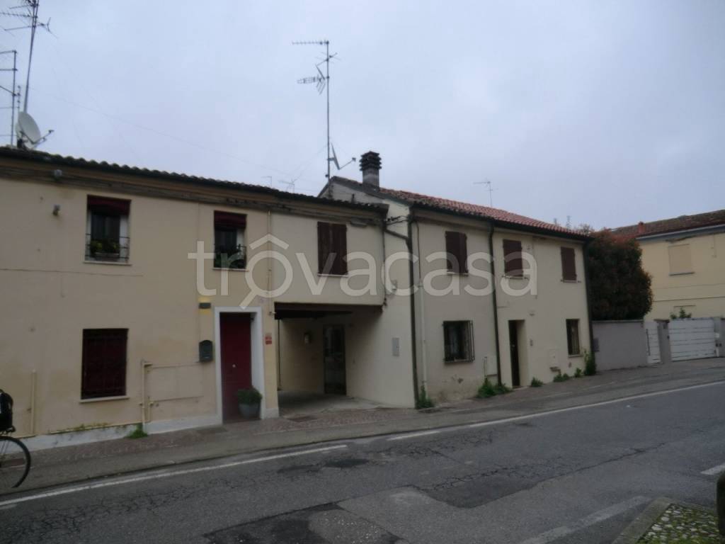 casa semindipendente in vendita a Ferrara