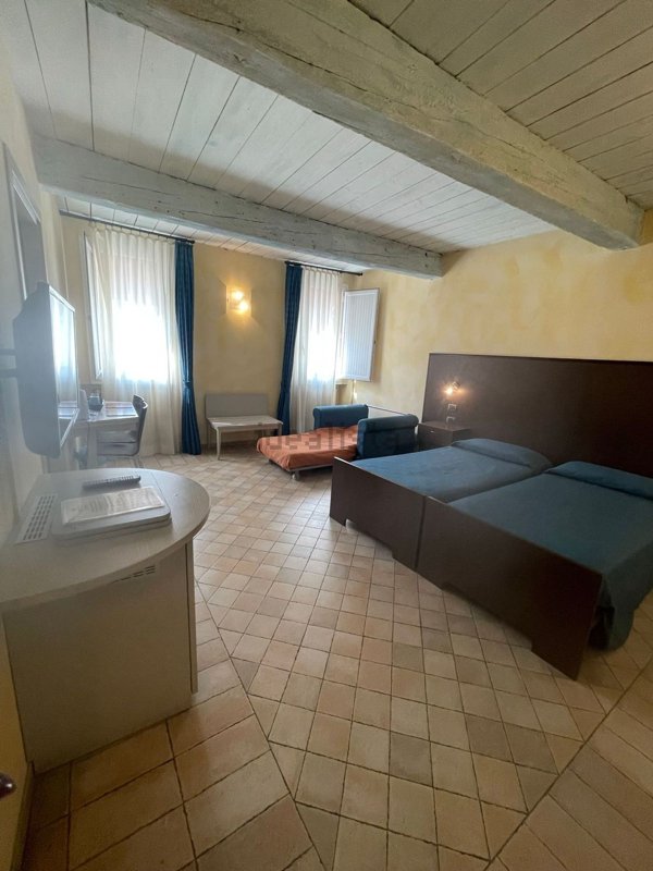 appartamento in vendita a Ferrara in zona Centro Storico