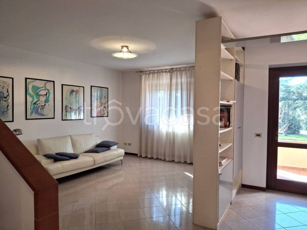 casa indipendente in vendita a Ferrara