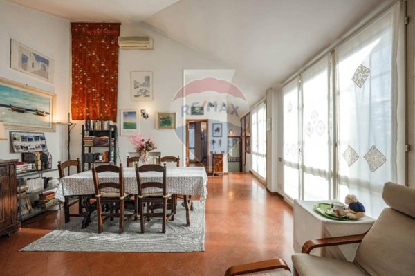 casa indipendente in vendita a Ferrara in zona Marrara