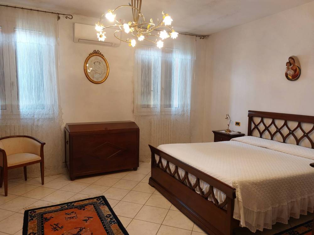 casa indipendente in vendita a Ferrara in zona San Bartolomeo in Bosco