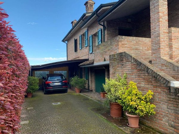 casa indipendente in vendita a Ferrara in zona San Martino